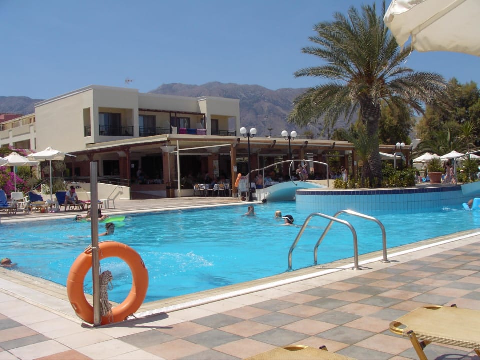 Pool Hydramis Palace Beach Resort