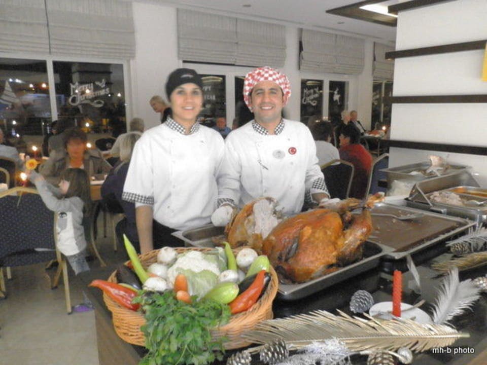 Truthahn beim Weihnachtsdiner Side Prenses Resort & Spa