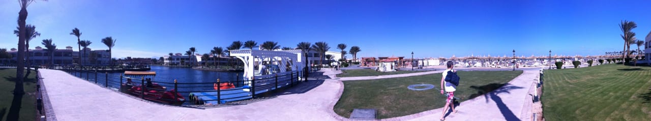 Weg zum Strand Pickalbatros Dana Beach Resort - Hurghada