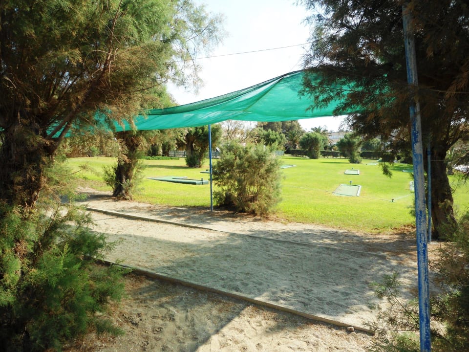 Boccia Spielfeld und Mini Golf Anlage Santa Marina Beach
