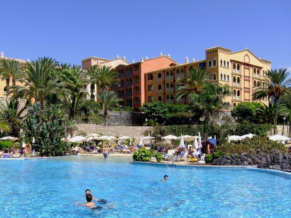 Der Poolbereich vom Hotel R2 Rio Calma Hotel & Spa & Conference