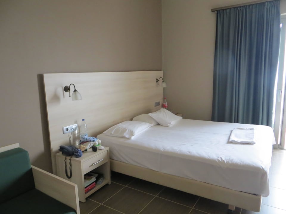 Renoviertes Doppelzimmer Elena Beach Hotel