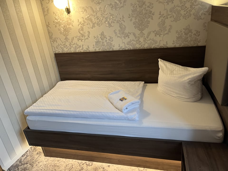 Zimmer Hotel Schwarzer Adler Tangermünde