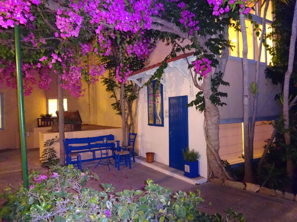 Garten Anissa Beach & Village