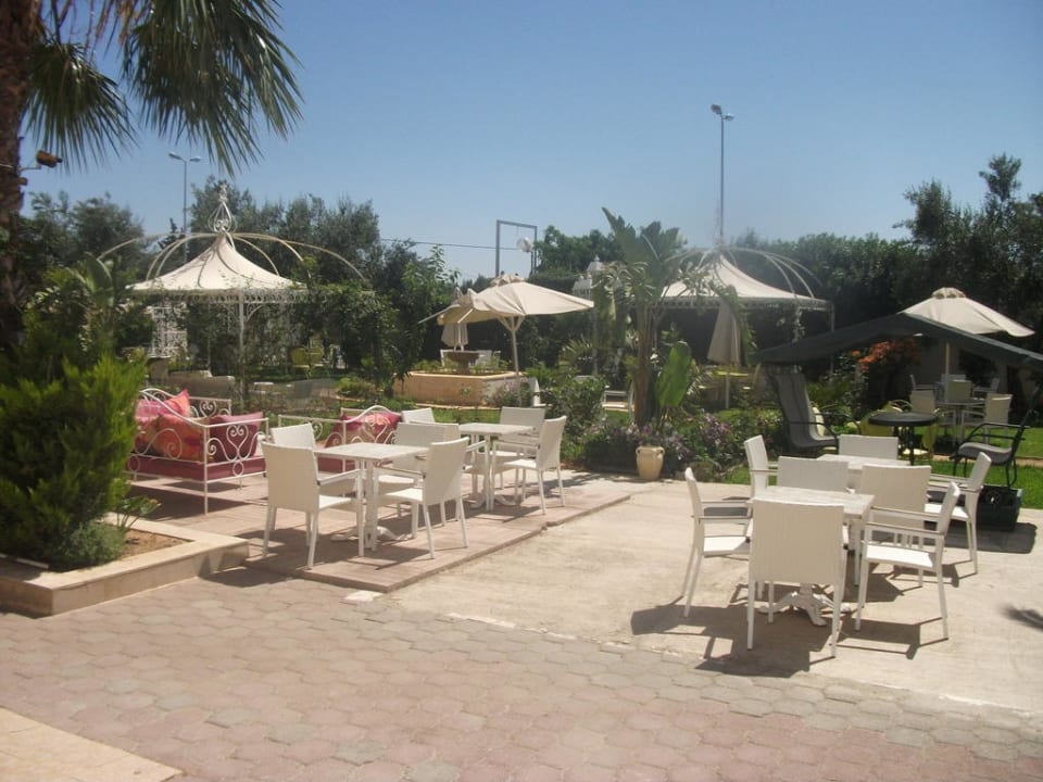 Przy platnej restauracji Palmyra Aqua Park Kantaoui