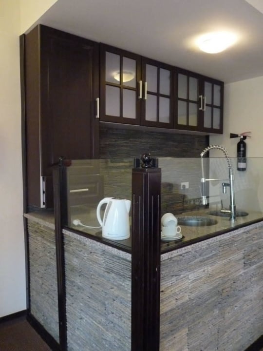 Мини-кухня Hotel Emirates Park Resort