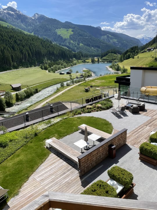 Ausblick Almhof Family und Wellness Resort