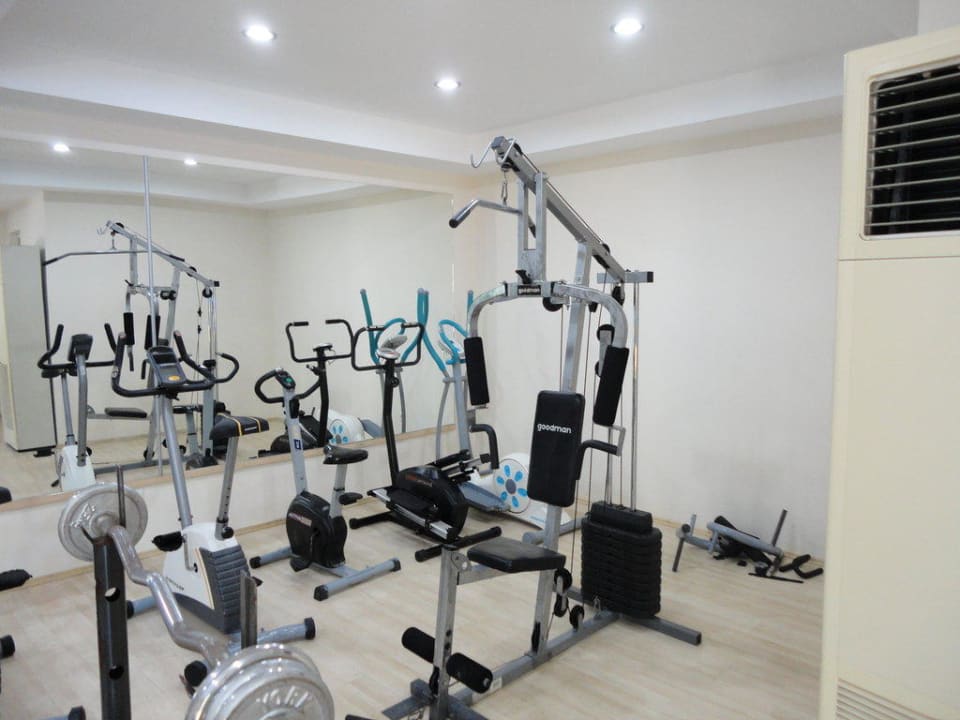 Gym Can Garden Beach