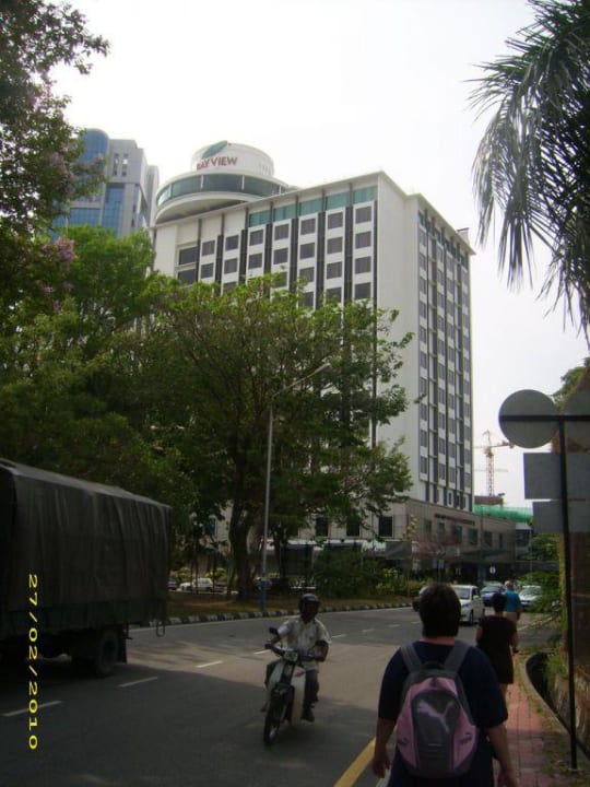 Außenansicht oben das Drehrestaurant Bayview Hotel Georgetown Penang