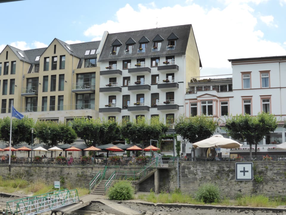 Außenansicht Rheinhotel Lilie