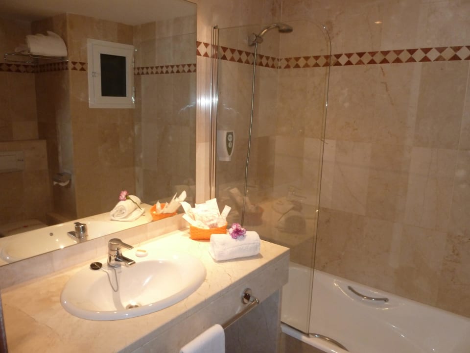 Badewanne/Dusche El Somni Ibiza Dream Hotel by Grupotel