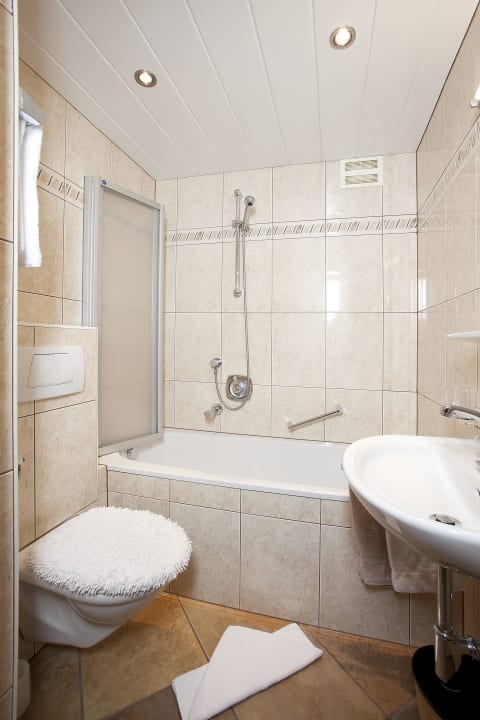 Bad WC Gästeheim Prantl