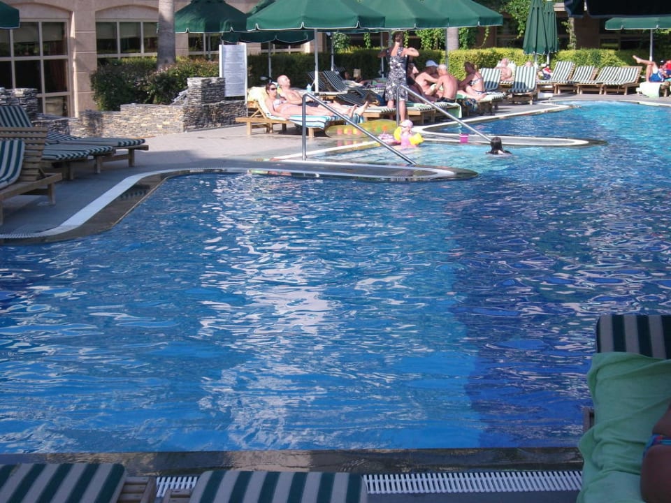 Pool Can Garden Resort