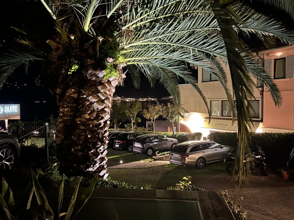 Außenansicht Hotel Castello Lake Front