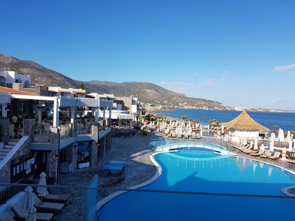 Außenansicht Alexander Beach Hotel & Village Resort