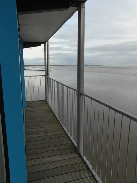 Blick aus der Balkontür Richtung Küste Eemshotel