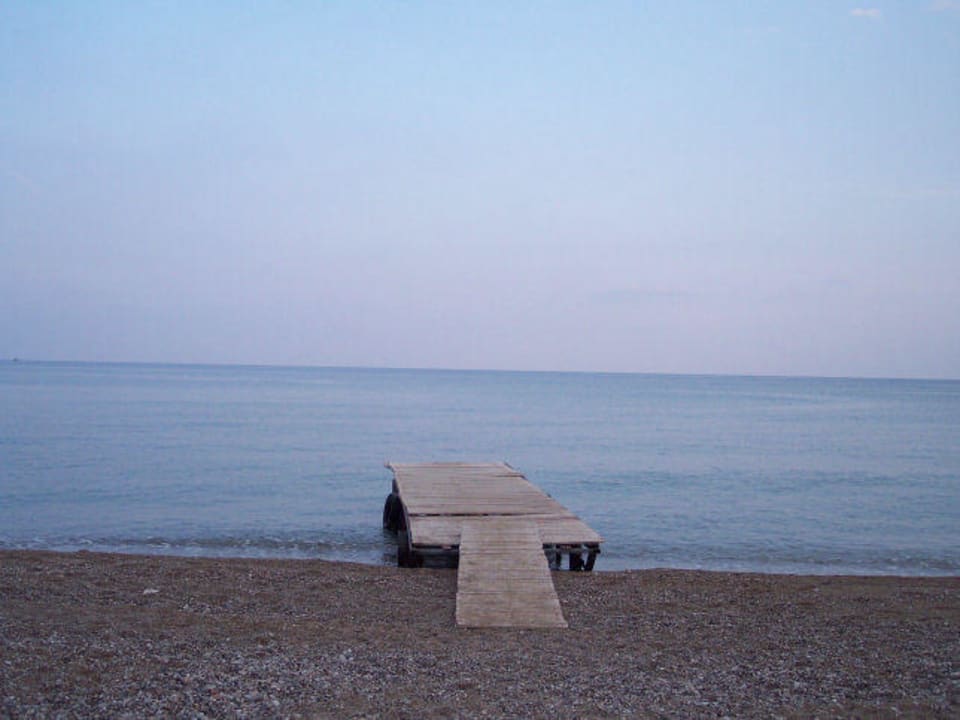 Am Strand von Archangelos alltoura Club Hotel Porto Angeli Beach Resort