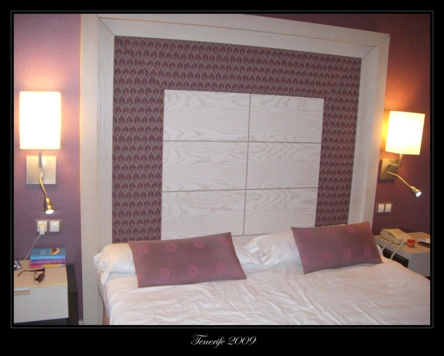 Schönes Bett - Deluxe Zimmer H10 Costa Adeje Palace