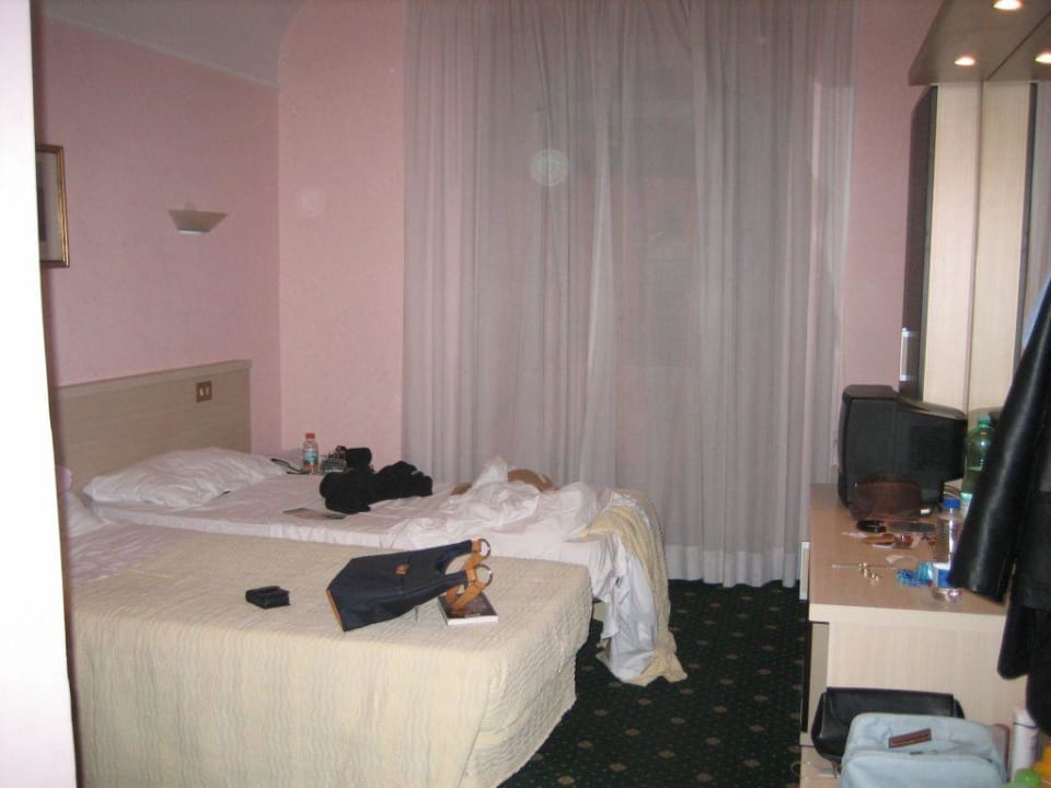 Zimmer Nummer 2 Hotel Priscilla