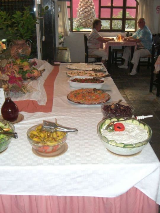 Salat 2 HARPIN Happy Days Beach Hotel