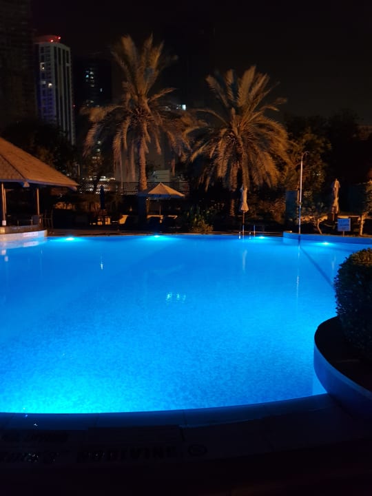 Pool Sheraton Hotel & Resort Abu Dhabi