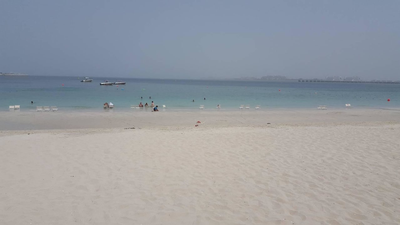 Hot water im Juli Hilton Dubai The Walk
