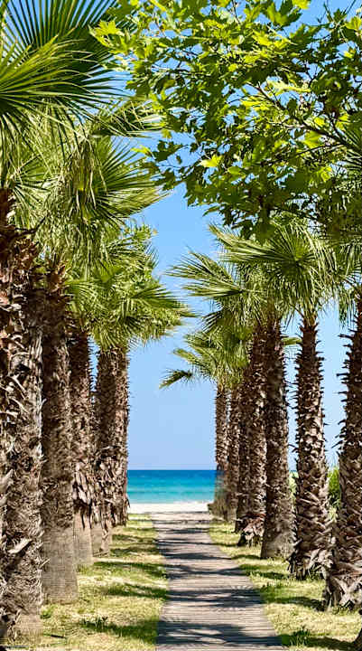 Strand Alexandra Golden Boutique - Adults only