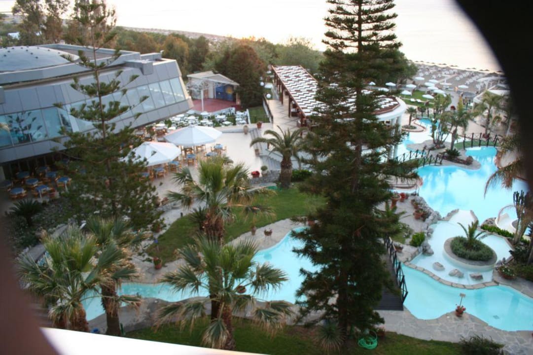 Außenanlage Hotel Calypso Beach