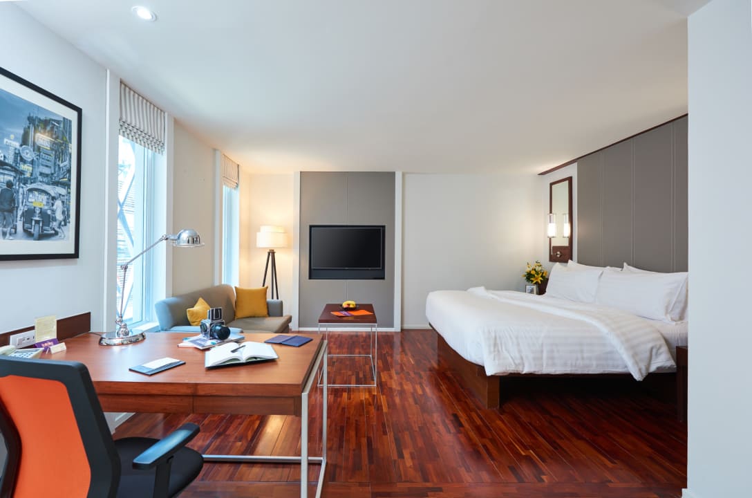 Zimmer Triple Two Silom Boutique Hotel