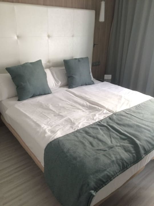 Zimmer linke Seite Kyrat Amarac