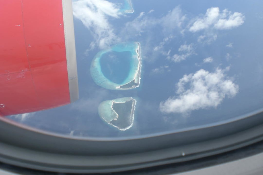 Über den Wolken Summer Island Maldives