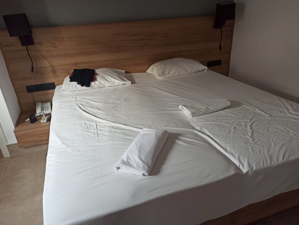 Zimmer Apartments Ida Village I & II