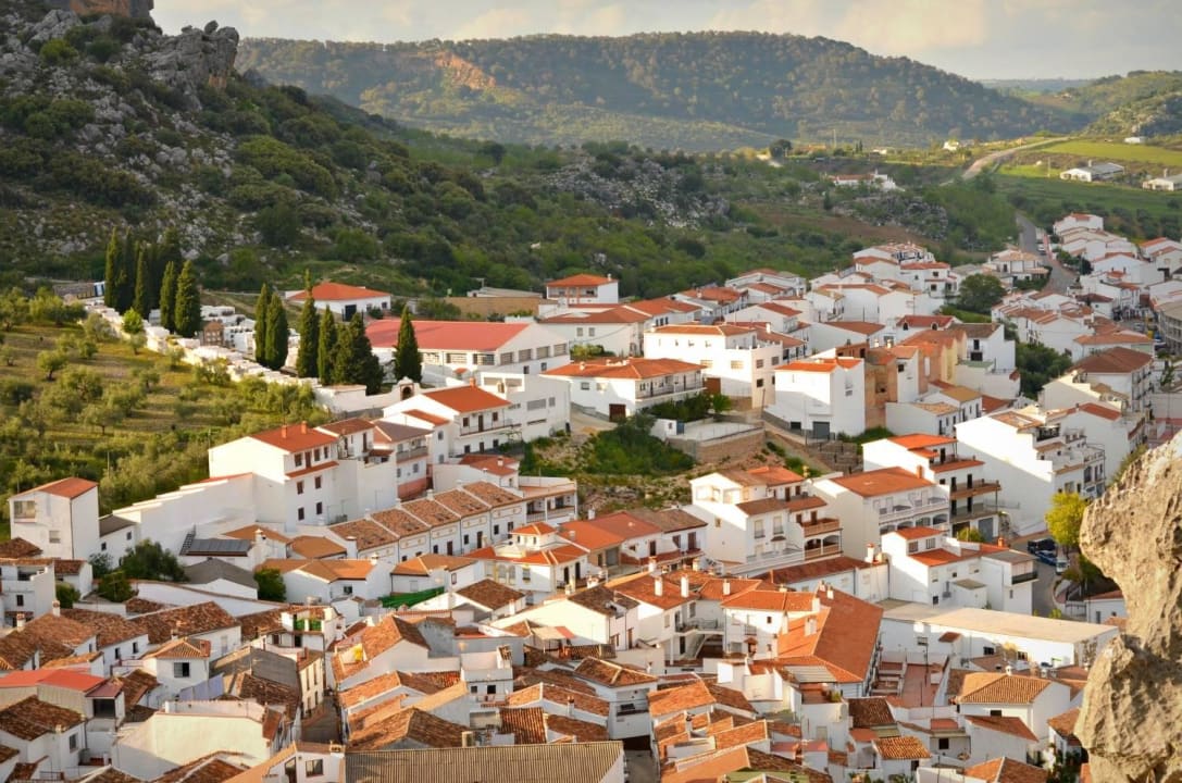 Panorama of Montejaque Casitas de la Sierra