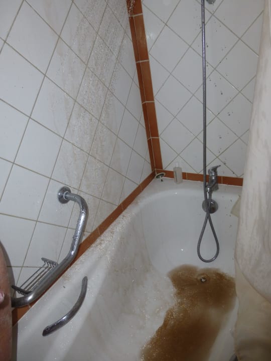 Megaeklig! - Plötzlich wird das Wasser braun Hotel Playa Pesquero