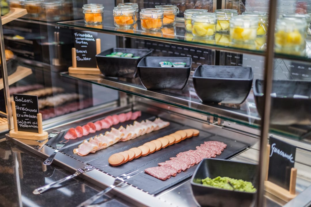 Gastro Holiday Inn - the niu, Loco Munich North