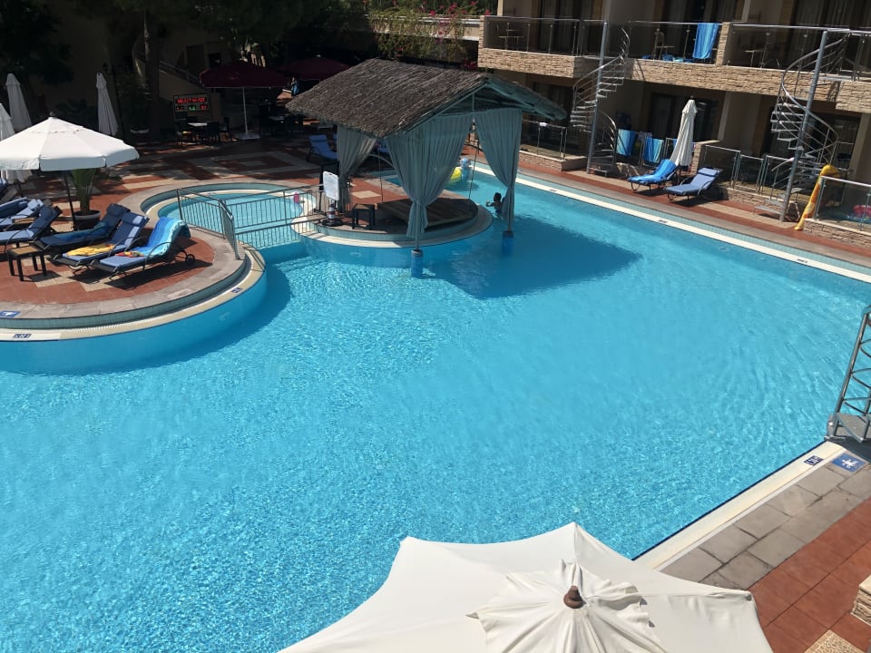 Ausblick Club Hotel Turan Prince World Select Villa