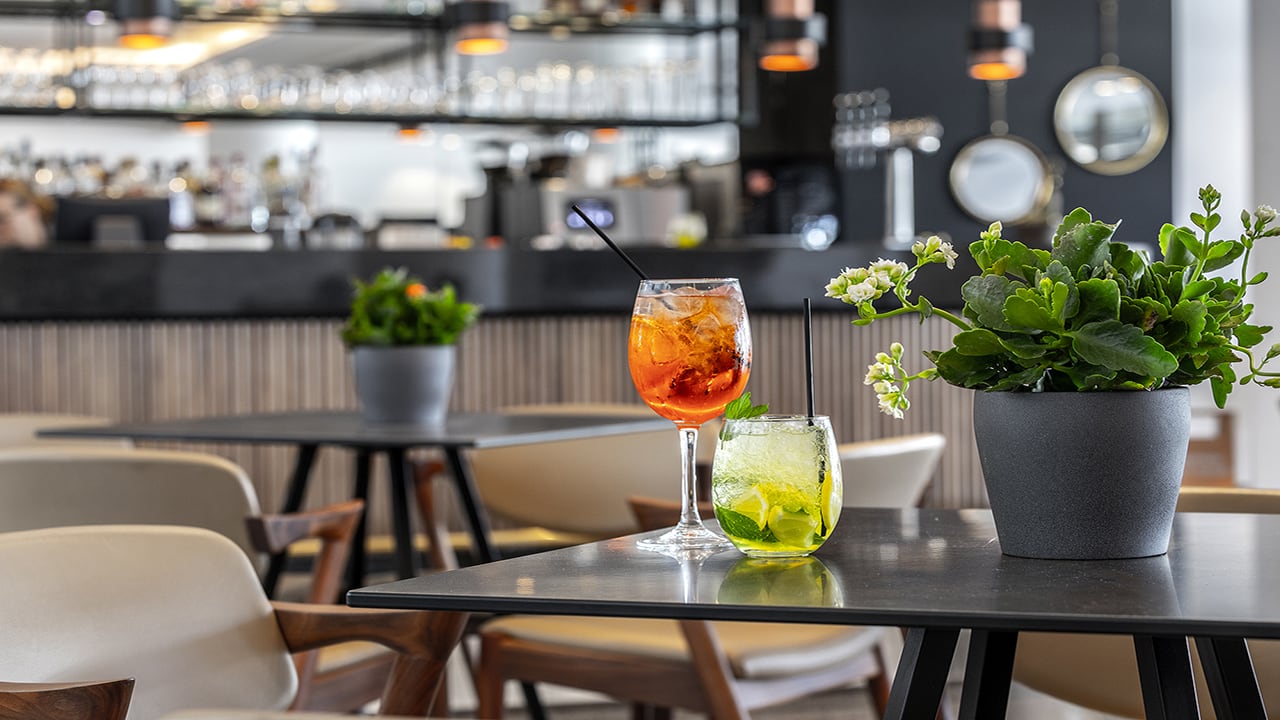 Gastro Crystal Springs Beach Hotel