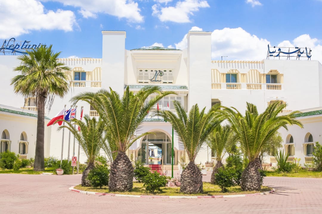 Außenansicht Hotel Neptunia Skanes