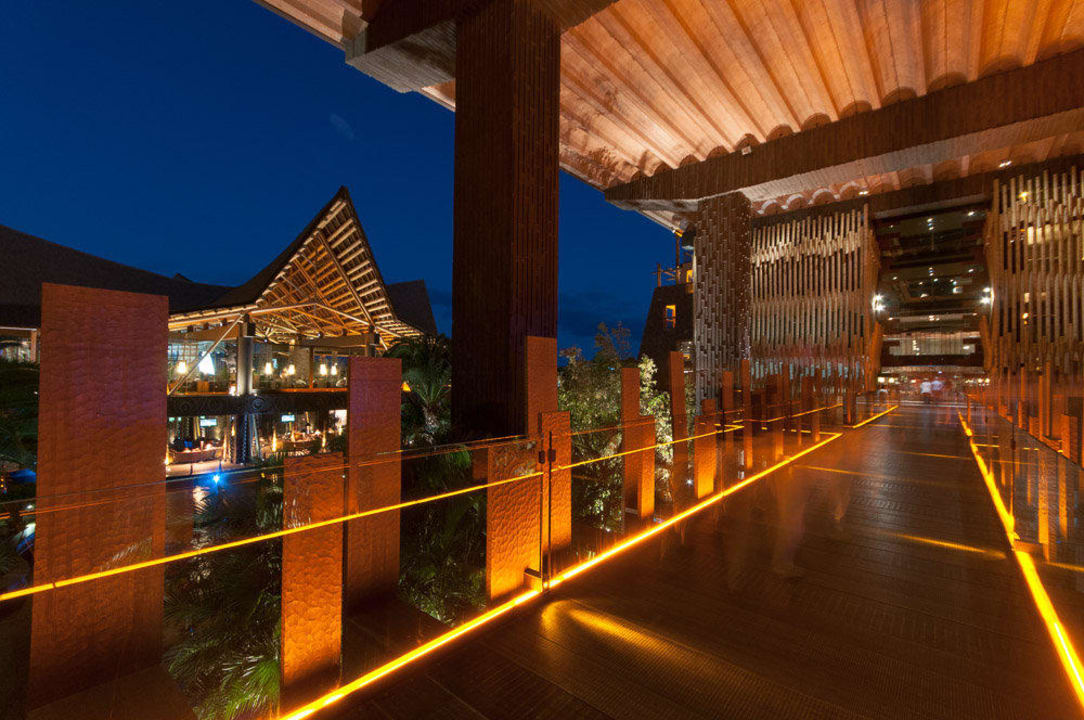 Eingang mit Brücke Lopesan Baobab Resort