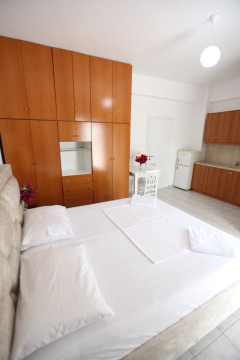 Zimmer Joni Apartments