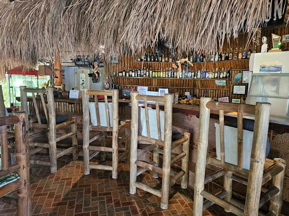 Gastro Big Bamboo Beach Resort Sipalay