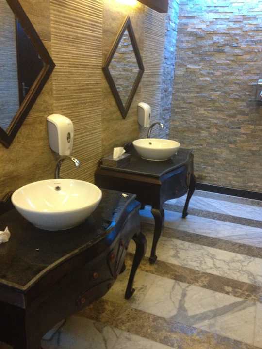 Selbst die Gästetoiletten tip top Pickalbatros Alf Leila Wa Leila Resort - Neverland Hurghada