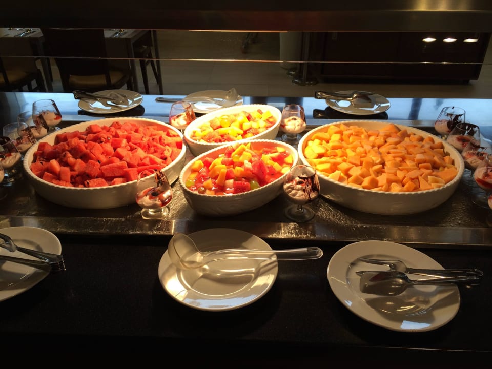 Reichhaltiges Buffet Valamar Parentino Hotel