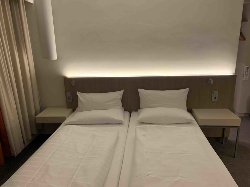 Zimmer Kommerzhotel Köln