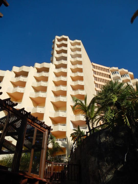 ´Hotelansicht vom Pool aus Corallium Dunamar by Lopesan Hotels