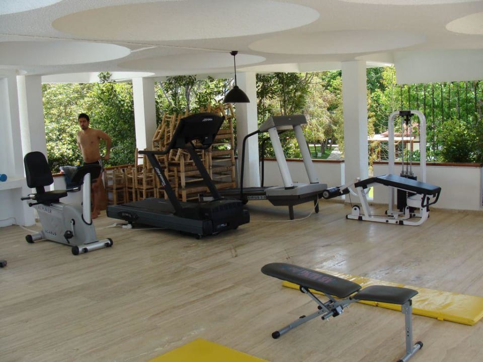 neues Fitnesscenter an der frischen Luft Labranda Alantur Resort
