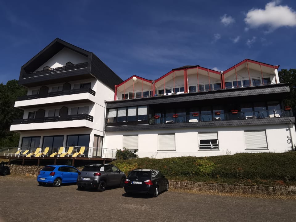 Außenansicht Waldhotel Sonnenberg