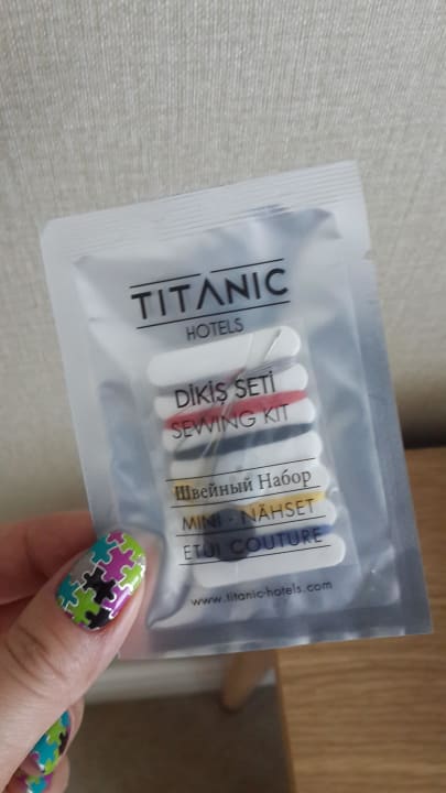 Даже это есть в номере Titanic Deluxe Lara