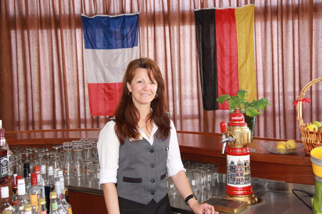 Mirella Vantaris Palace