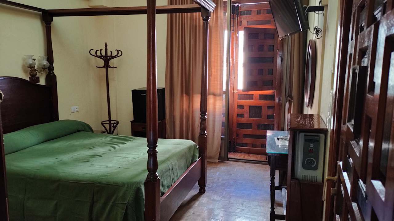 Zimmer Hostal Colon Antequera
